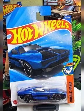 Blue Muscle Mania Die-Cast Toy Car